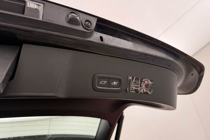 Sort Volvo XC40 fra 2020