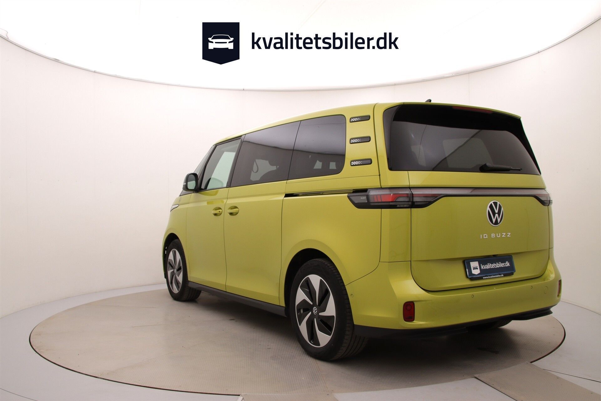 Gul VW ID.Buzz fra 2022