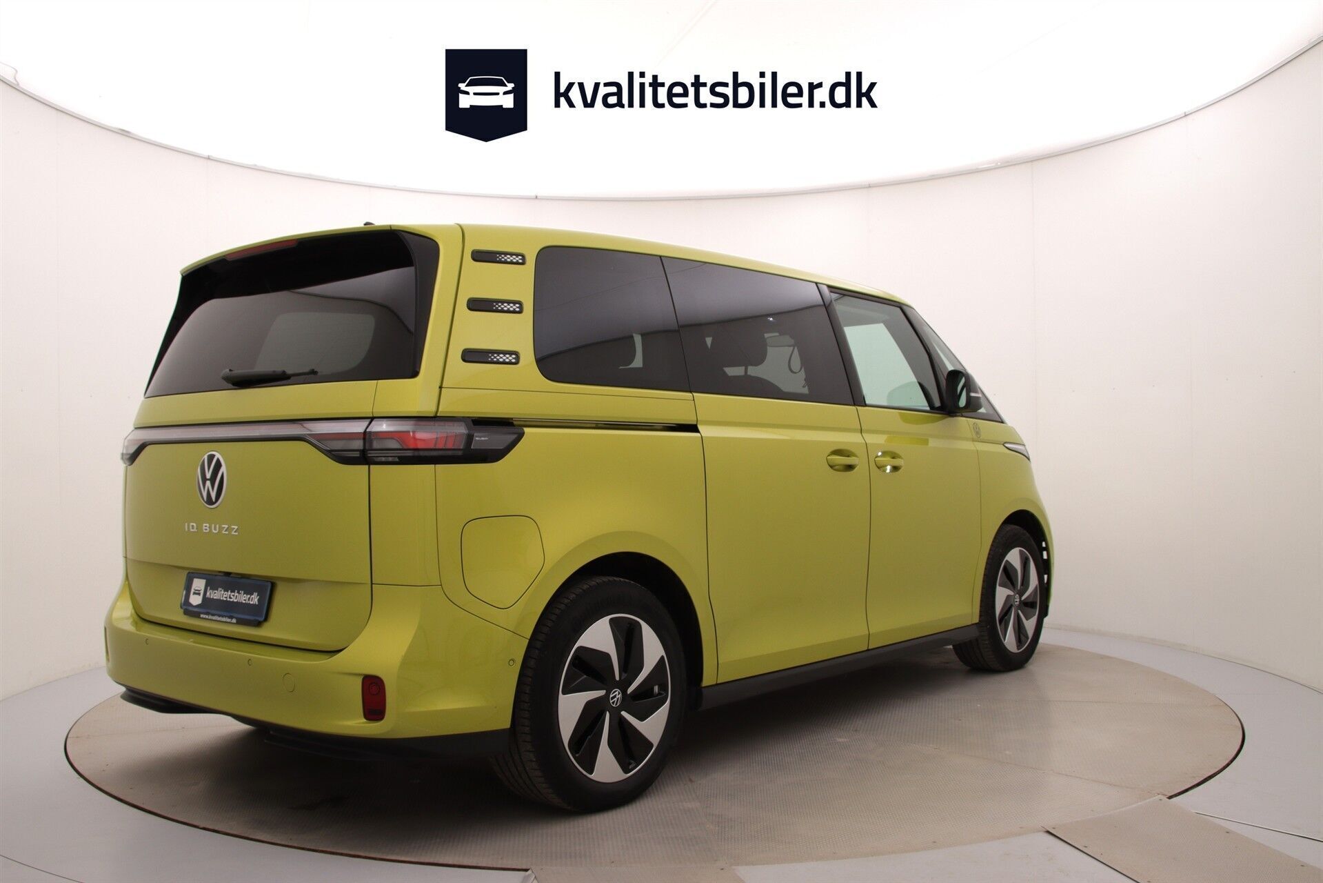 Gul VW ID.Buzz fra 2022