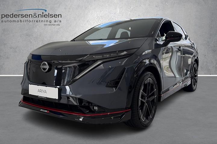 Grå Nissan Ariya fra 2026