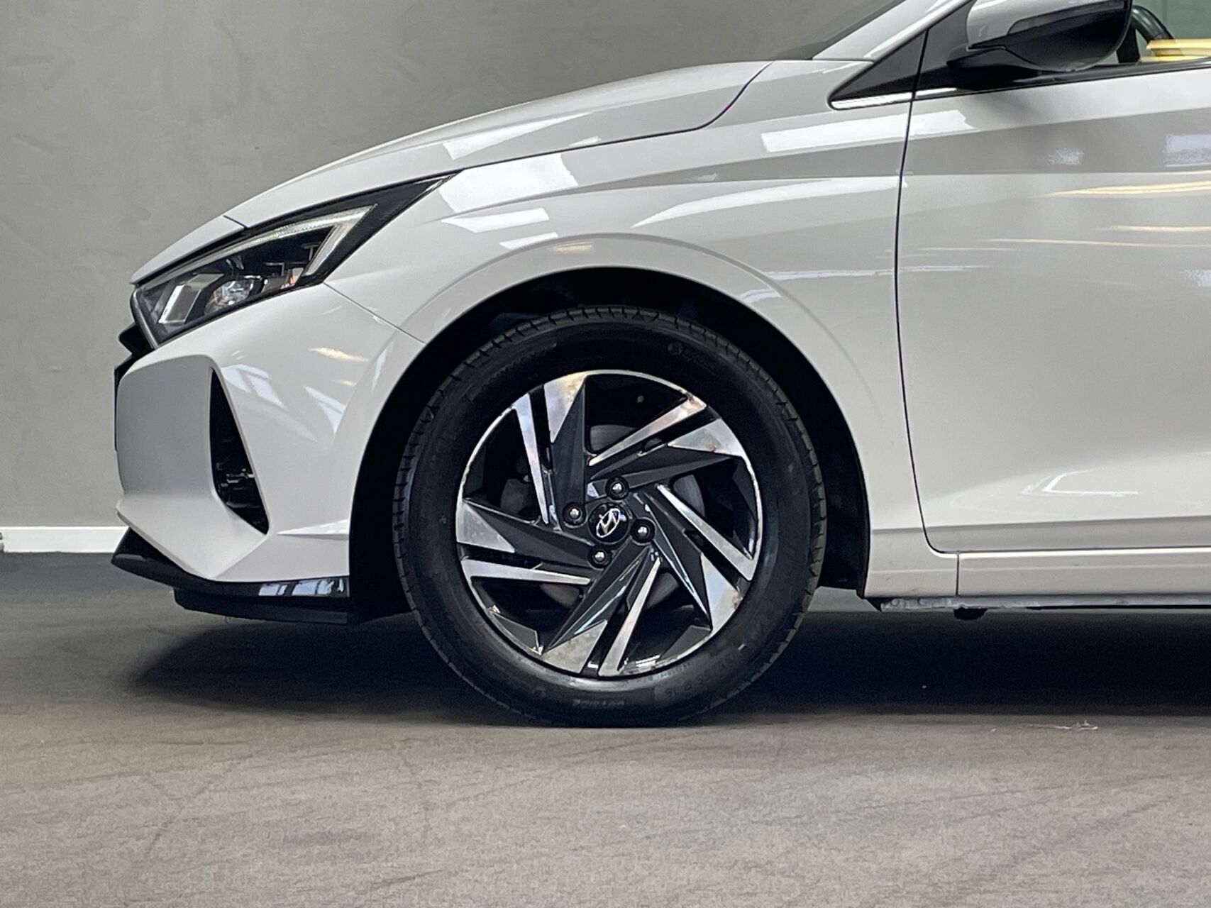 Hyundai i20 1,0 T-GDI Advanced DCT 100HK 5d 7g Aut.