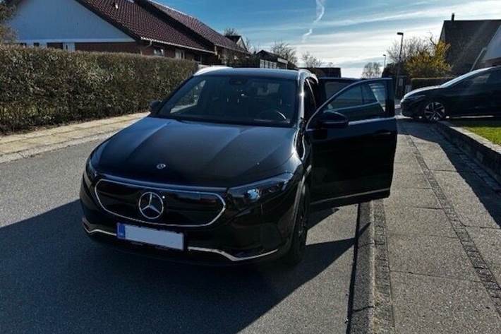 Sort Mercedes EQA 250 fra 2022