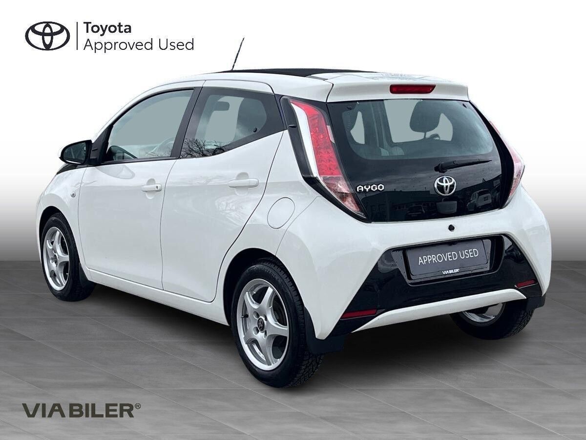 Toyota Aygo 1,0 VVT-I X-Sky 69HK 5d