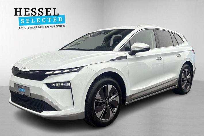 Hvid Skoda Enyaq fra 2026 set udefra