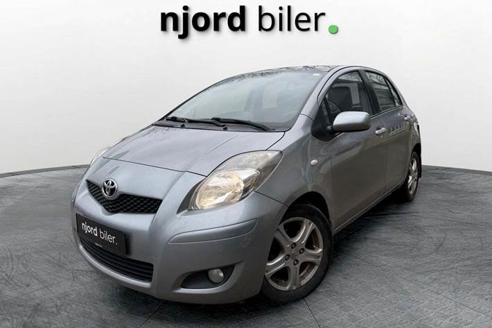 undefined Toyota Yaris fra 2010