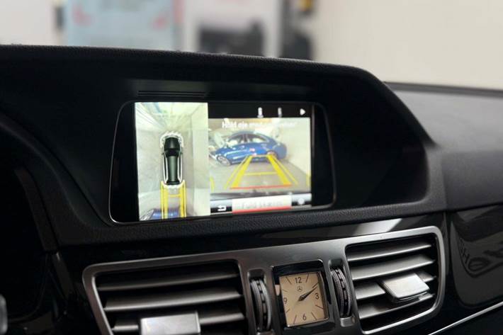 Sort Mercedes E350 fra 2014