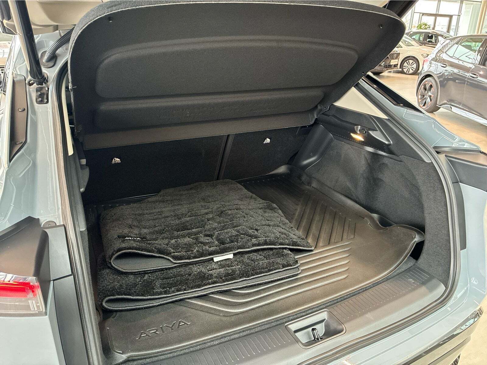 Grå Nissan Ariya fra 2022