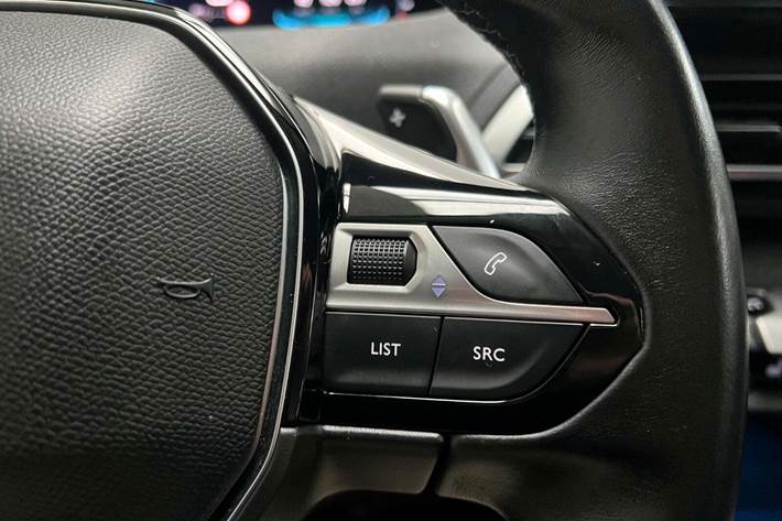 Hvid Peugeot 3008 fra 2021