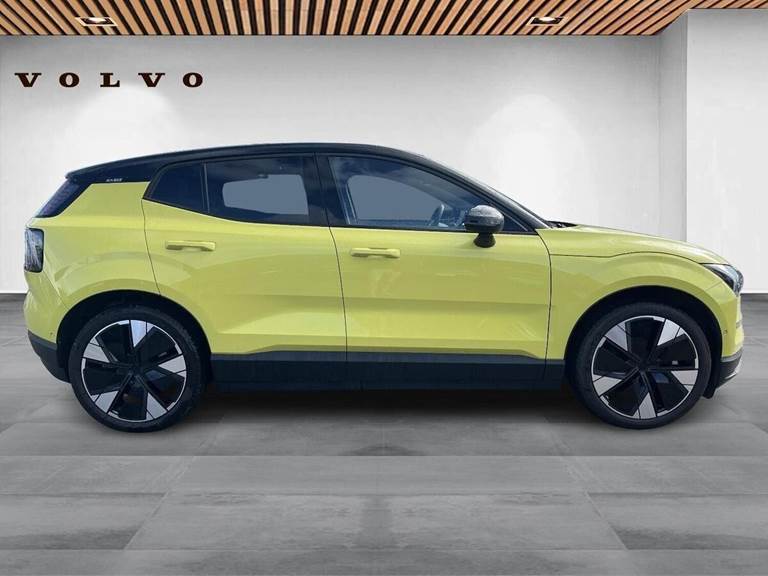 Volvo EX30 Extended Range Ultra