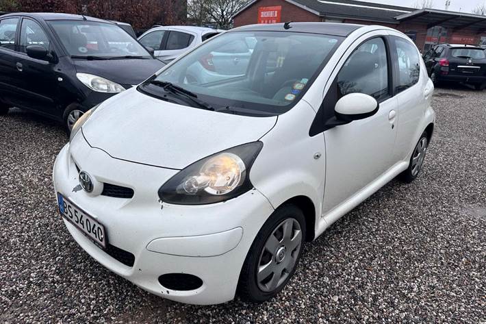 undefined Toyota Aygo fra 2010