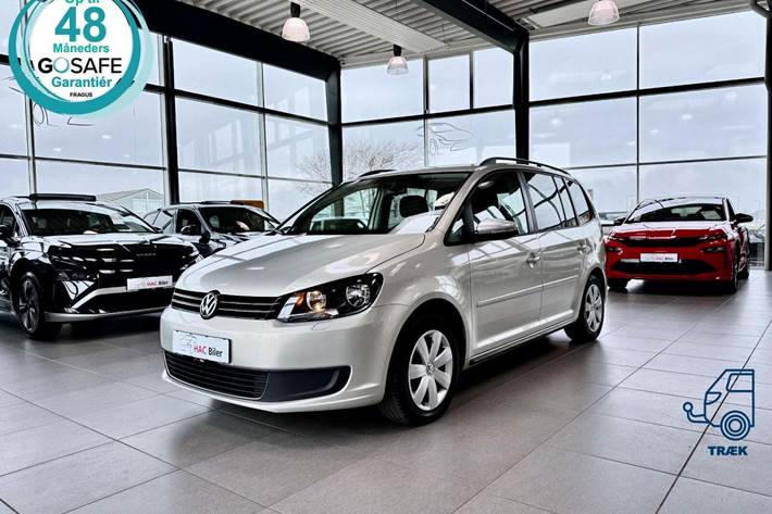 undefined VW Touran fra 2014 set udefra