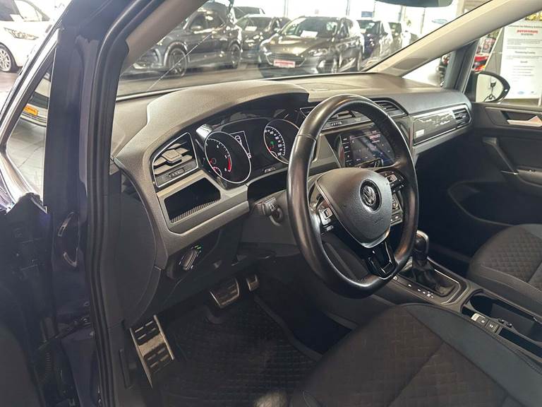 VW Touran 2,0 TDi 150 IQ.Drive DSG Van