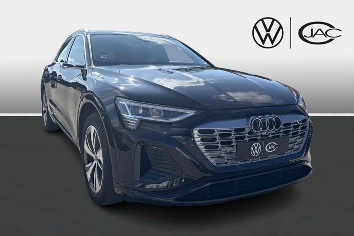 Sort Audi Q8 e-tron fra 2024