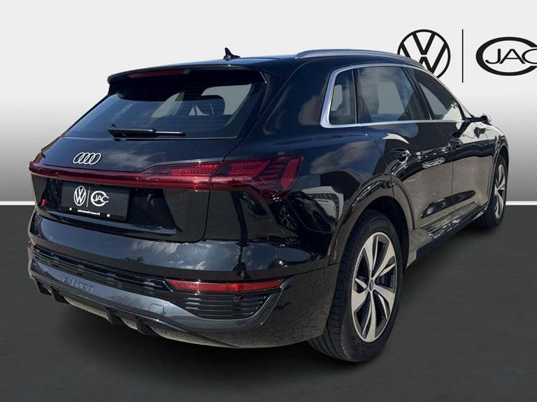 Audi Q8 e-tron 55 S-line quattro