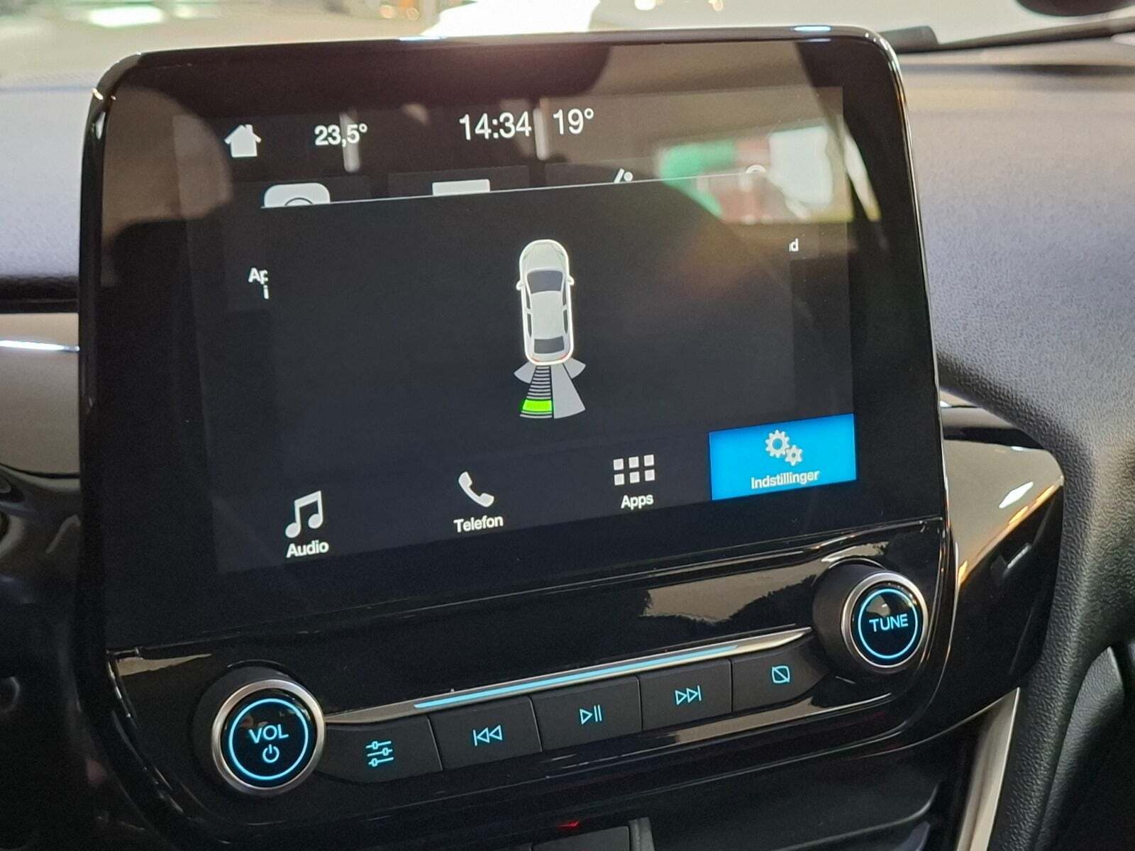 Grå Ford Fiesta fra 2018