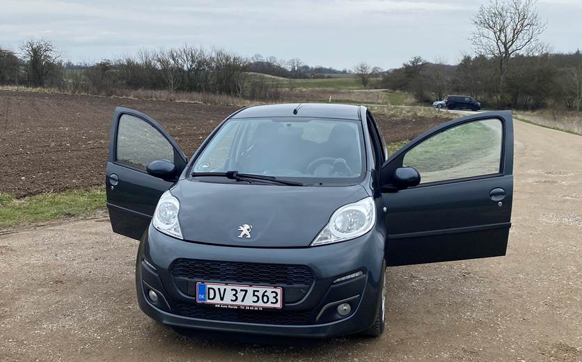 Peugeot 107 1,0 5-D