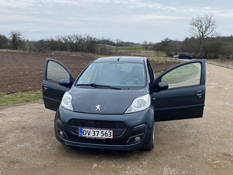 Peugeot 107 1,0 5-D