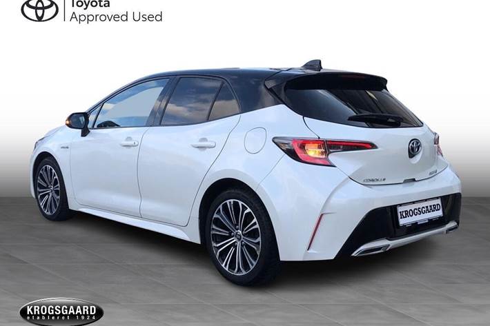 Hvid Toyota Corolla fra 2019