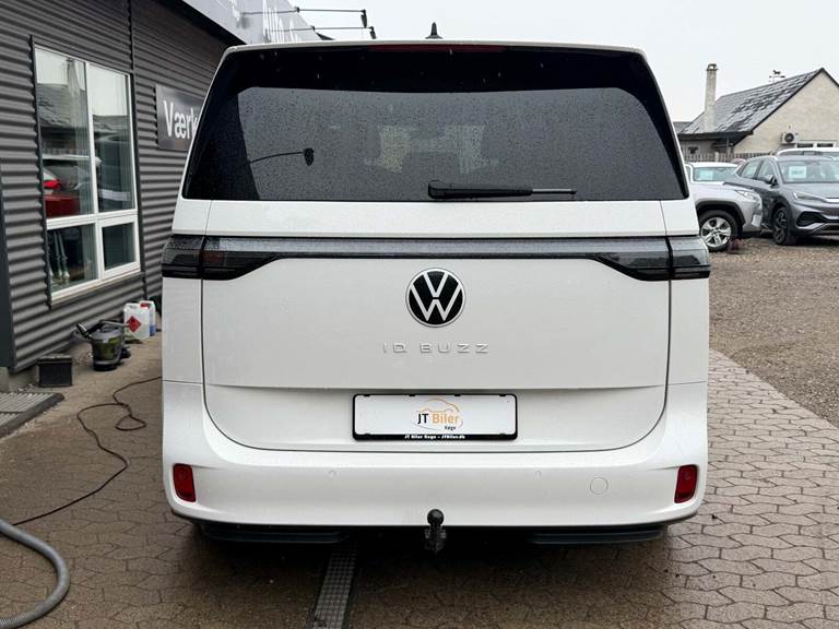 VW ID.Buzz 77 Pro SWB
