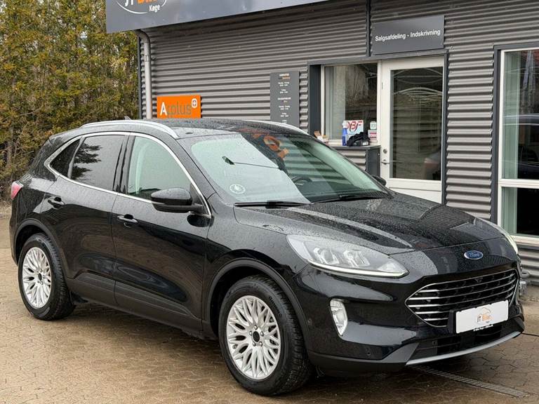 Ford Kuga 2,5 PHEV Titanium CVT