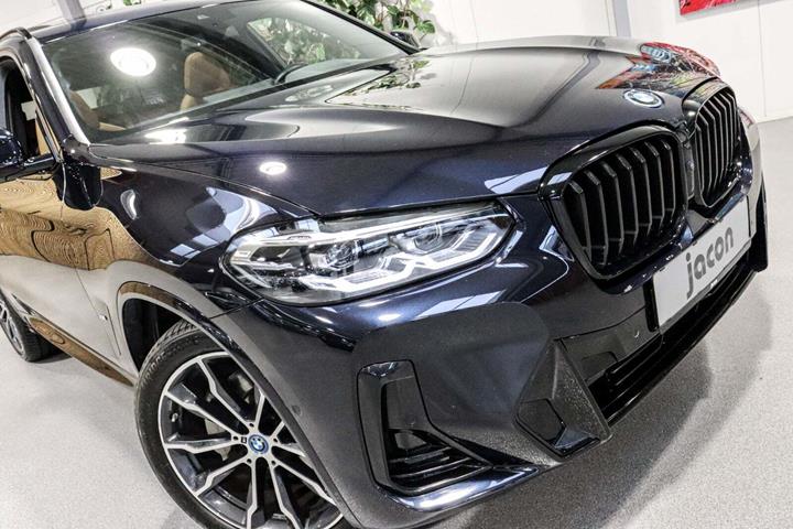 Sort BMW X3 fra 2023