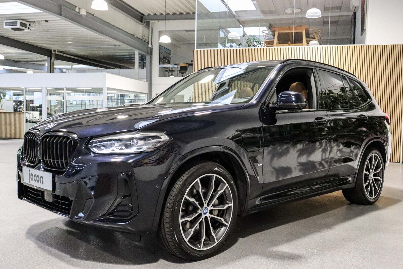Sort BMW X3 fra 2023
