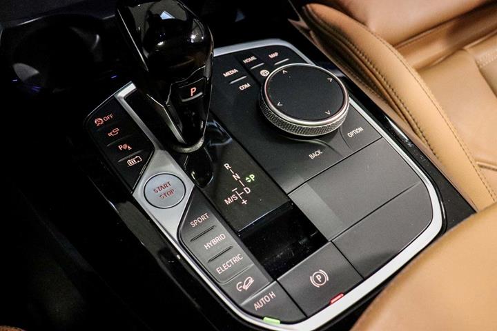 Sort BMW X3 fra 2023