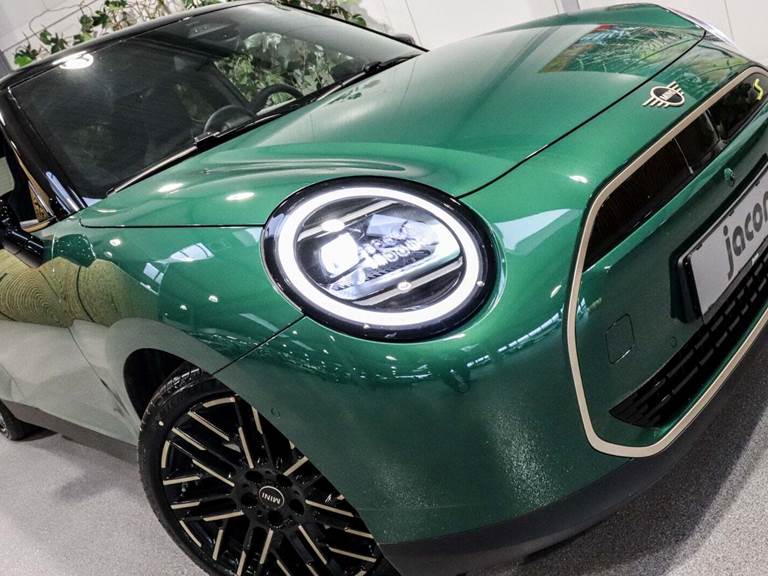 Mini Cooper SE Favoured Trim XL