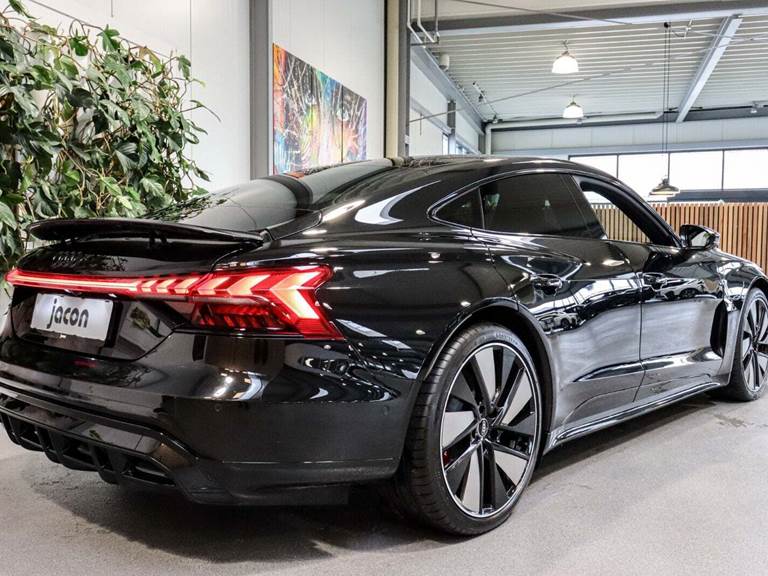 Audi e-tron GT quattro