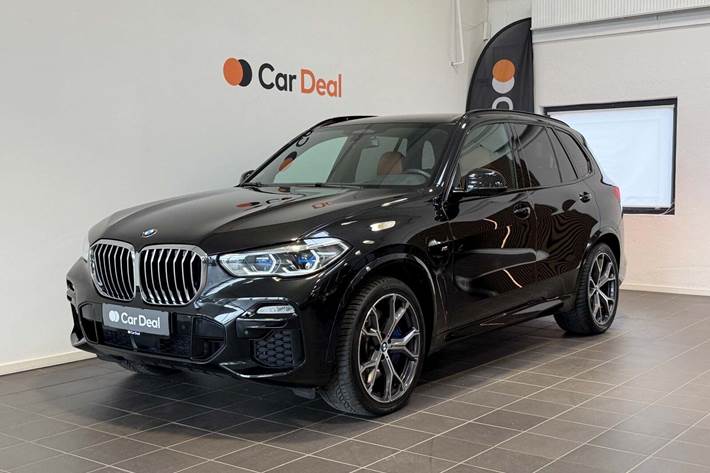 Sort BMW X5 fra 2021