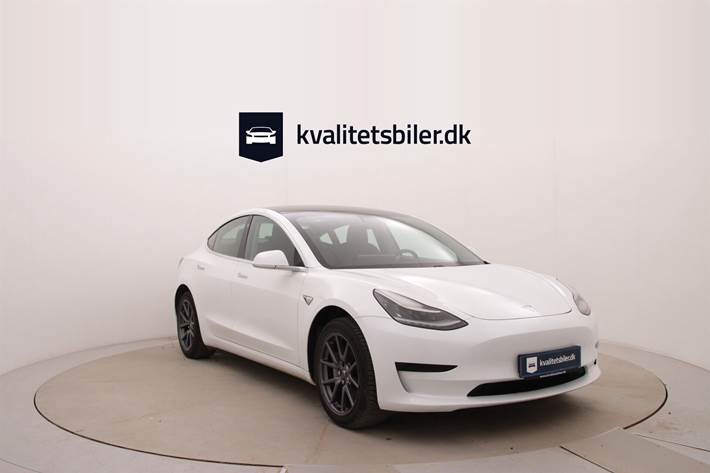 Hvid Tesla Model 3 fra 2019