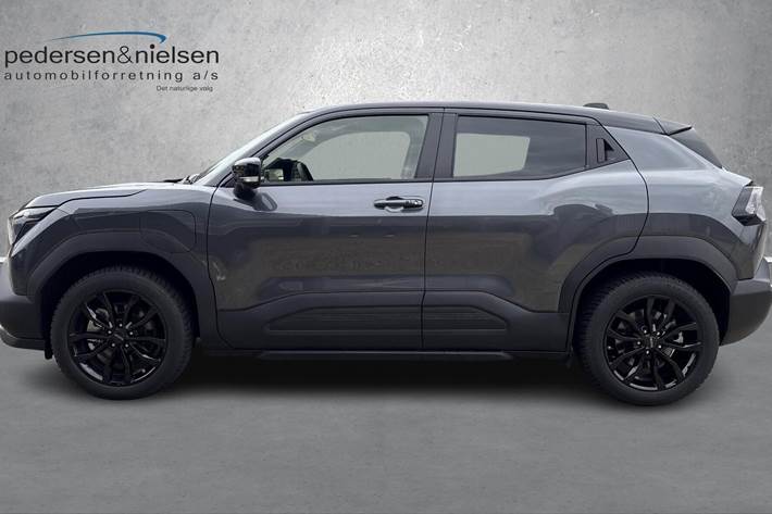 Grå Suzuki eVitara fra 2025