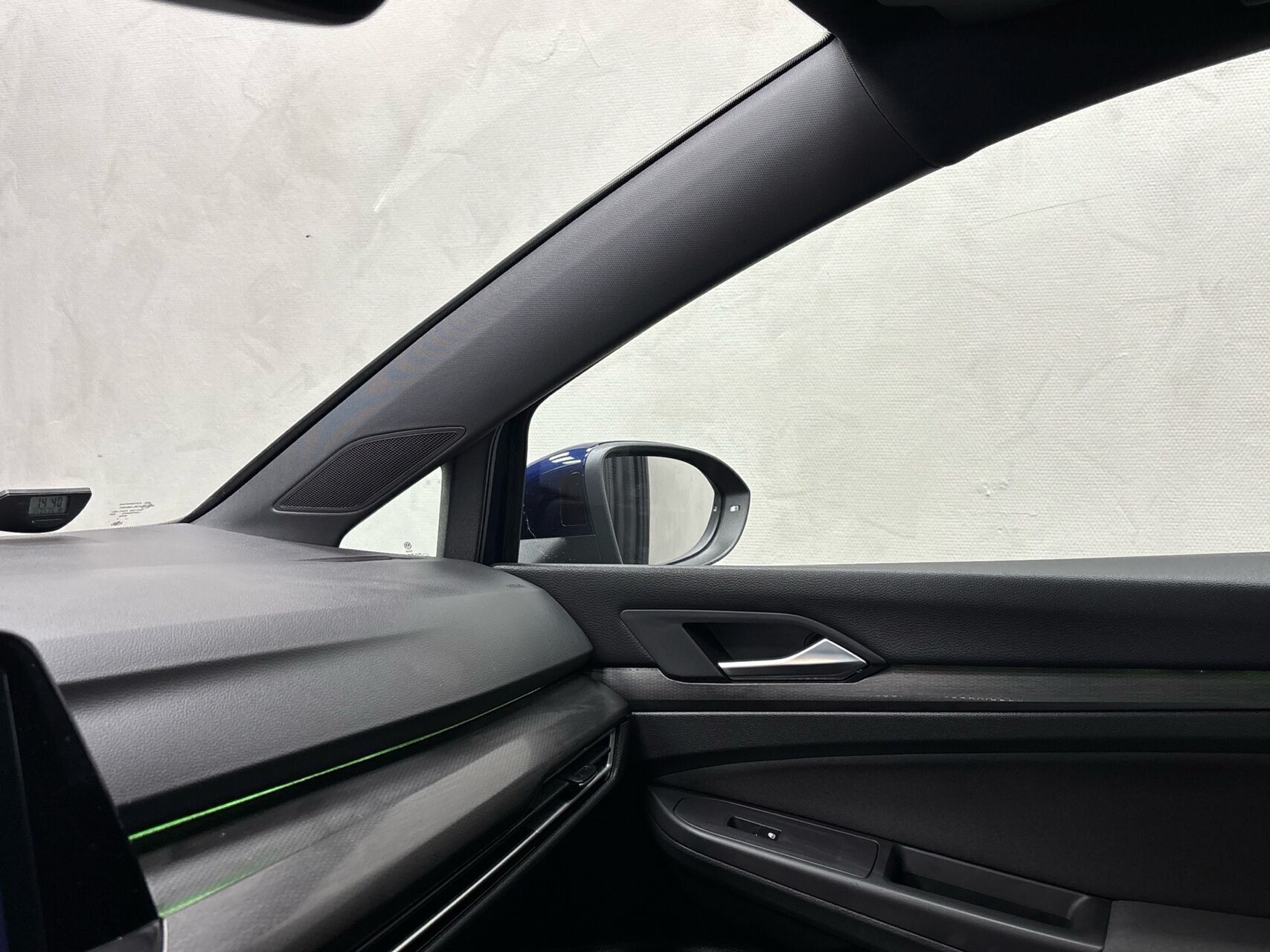 Blå VW Golf fra 2021