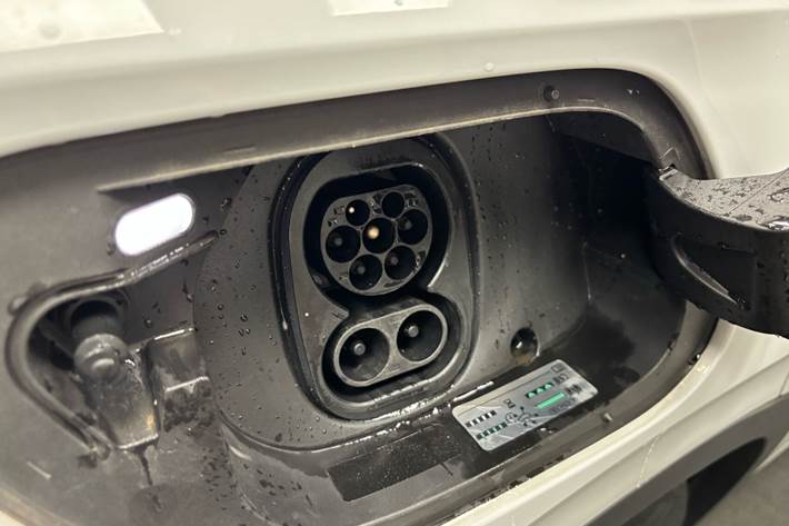 Hvid VW ID.4 fra 2023