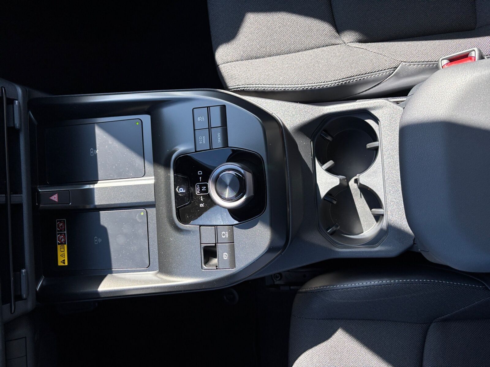 Grå Toyota C-HR+ fra 2026