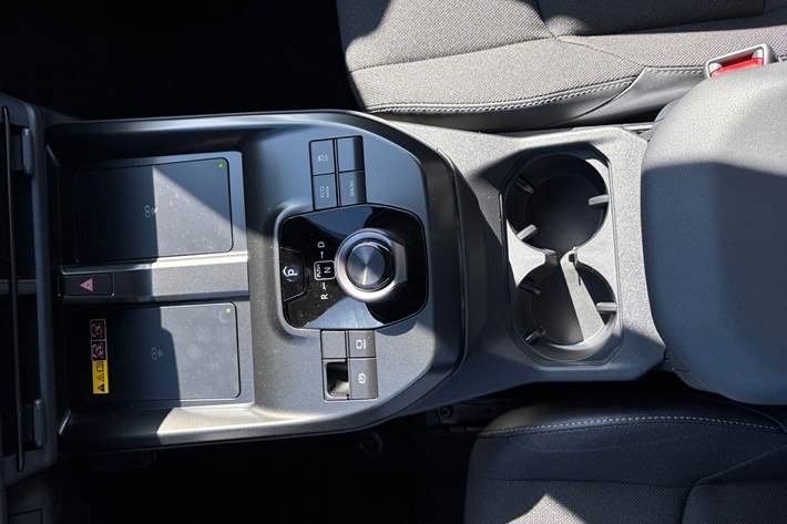 Grå Toyota C-HR+ fra 2026