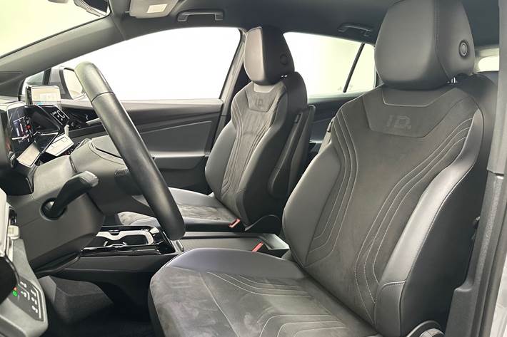 Grå VW ID.4 fra 2023