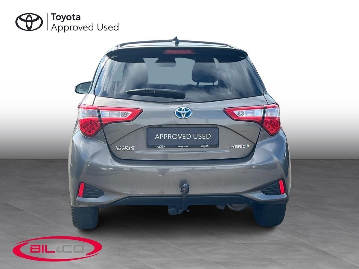 Toyota Yaris 1,5 Hybrid H3 Premiumpakke E-CVT 100HK 5d Trinl. Gear