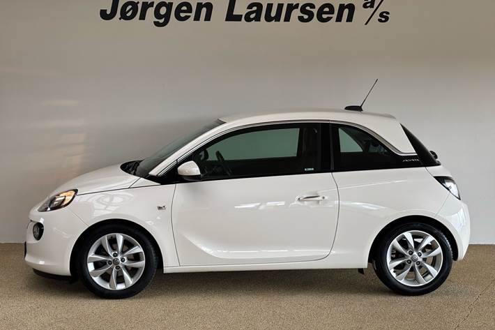 Hvid Opel Adam fra 2018