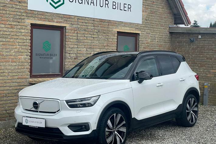 Sort Volvo XC40 fra 2022