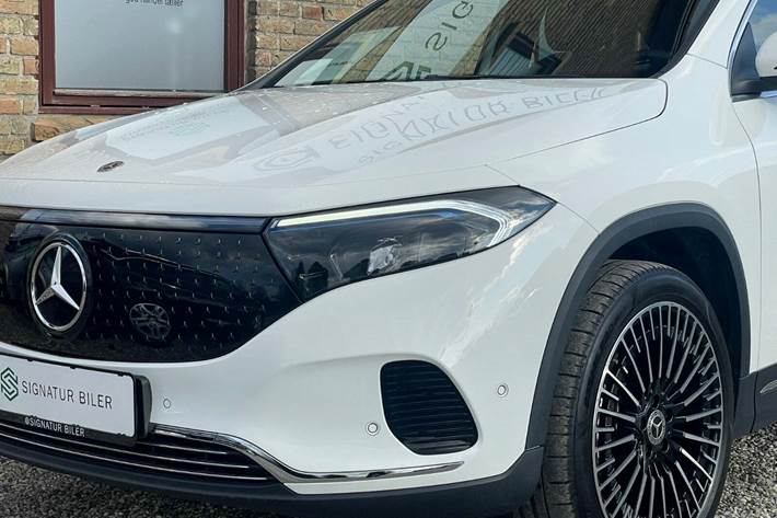 Hvid Mercedes EQA250+ fra 2024