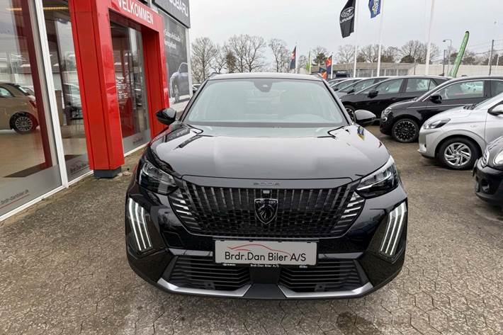 Sort Peugeot e-2008 fra 2024