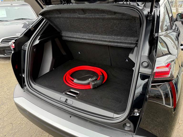 Peugeot e-2008 54 GT