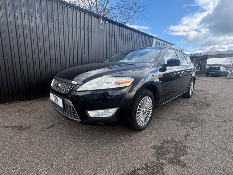 Ford Mondeo 2,5 20V Turbo Titanium stc.