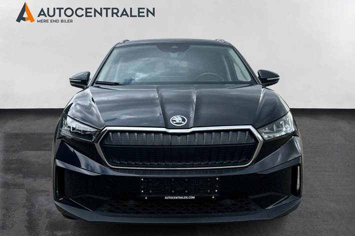 Sort Skoda Enyaq fra 2023