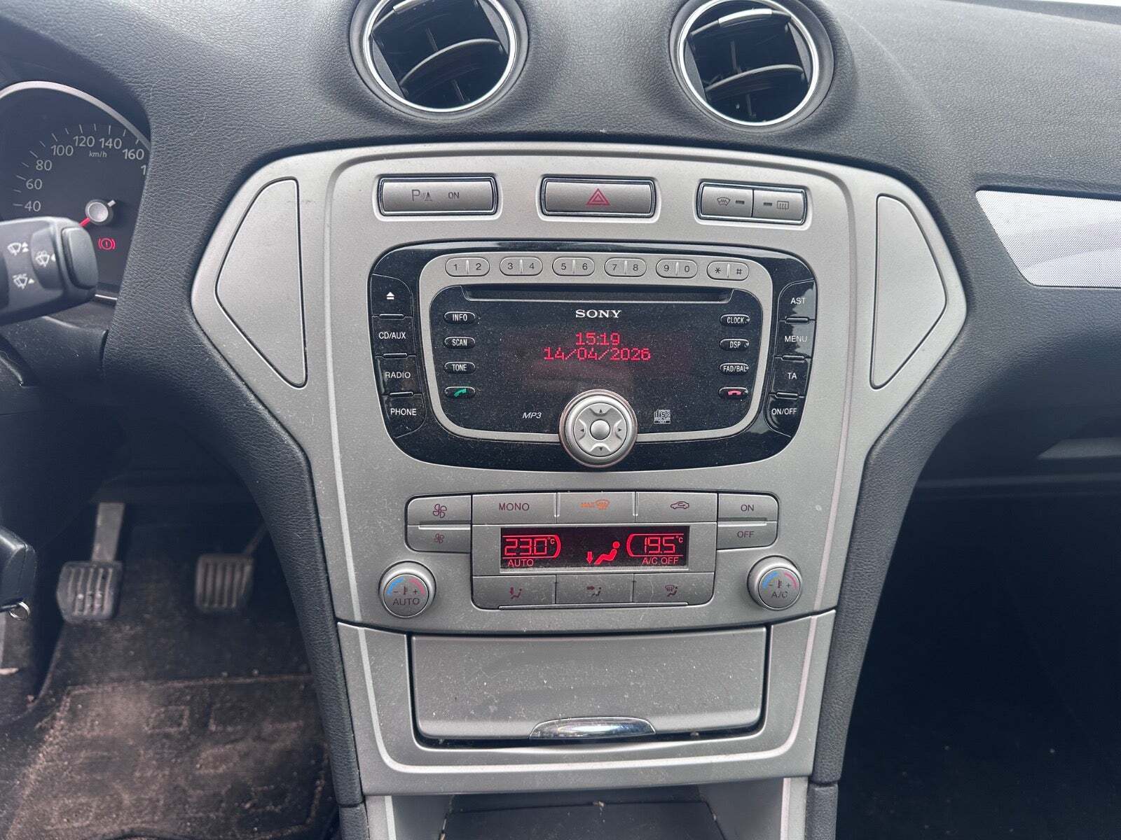 undefined Ford Mondeo fra 2010