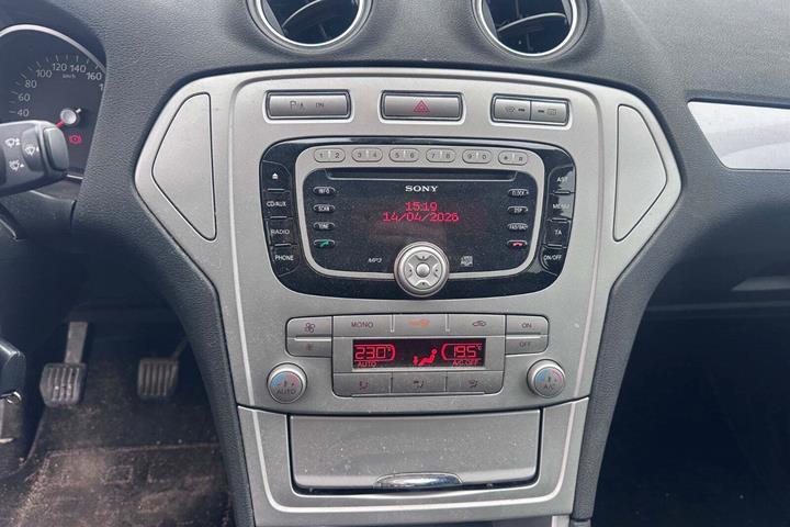 undefined Ford Mondeo fra 2010
