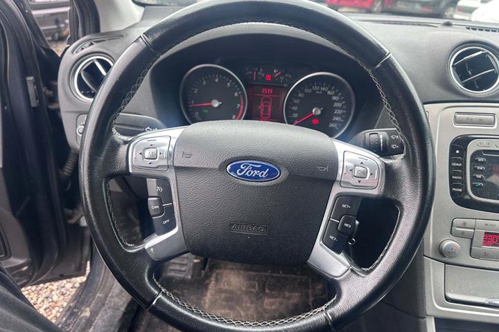 undefined Ford Mondeo fra 2010