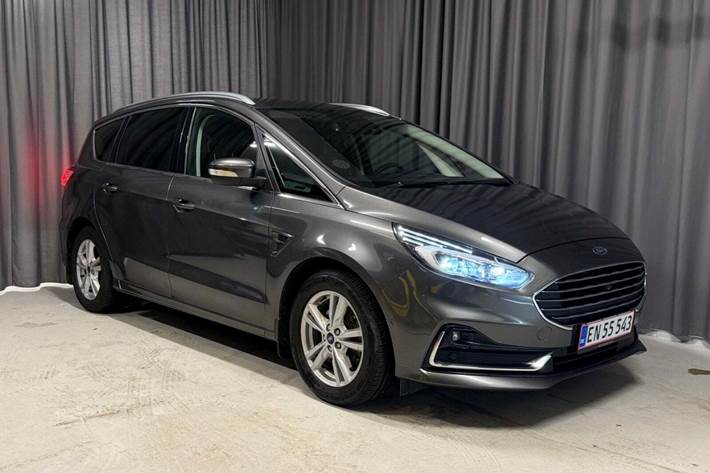 Grå Ford S-MAX fra 2020