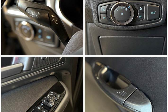 Grå Ford S-MAX fra 2020